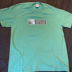 Supreme t shirt